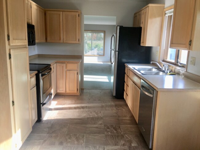 Building Photo - 1250 Northwind Cir