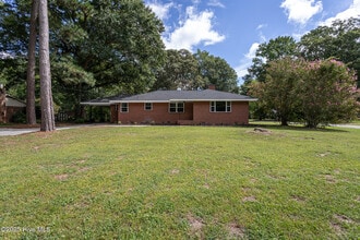 Building Photo - 982 NC-581