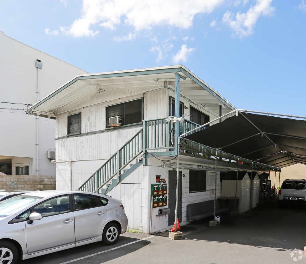 Primary Photo - 1649 Silva St