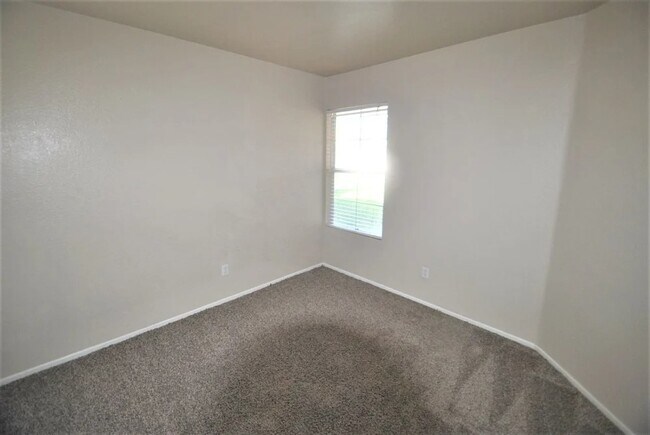 Foto del edificio - 2731 W Dawnview Dr