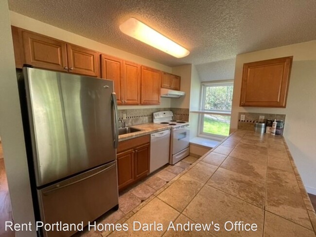 Building Photo - 2 br, 1.5 bath House - 100 Kerr Parkway Ap...