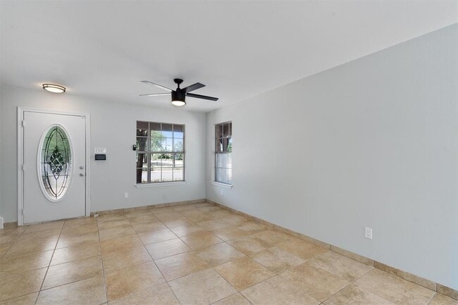 Building Photo - 6300 Crumley Ln