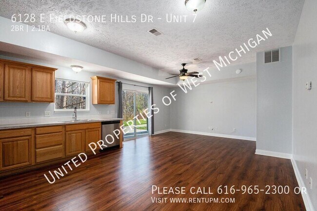Foto del edificio - 6128 E Fieldstone Hills Dr