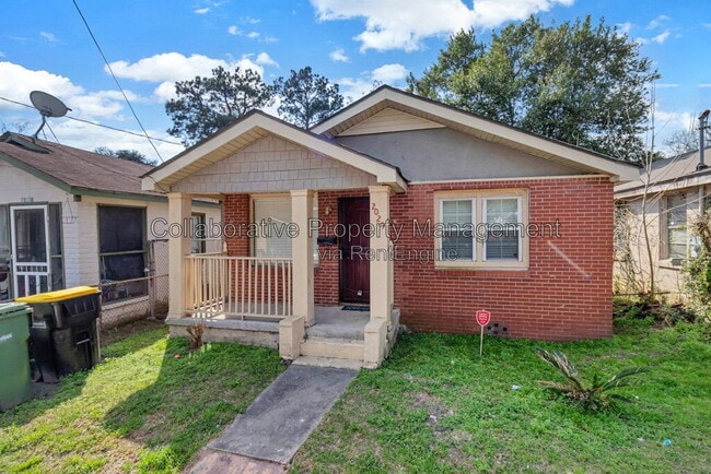 Building Photo - 2025 Eppinger St
