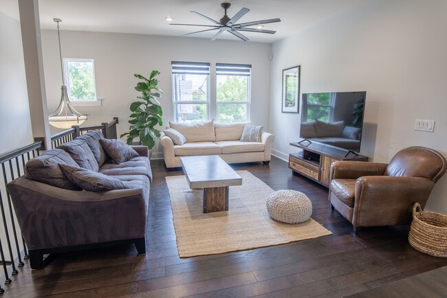 Photo - 3826 Sky Haven Dr Townhome