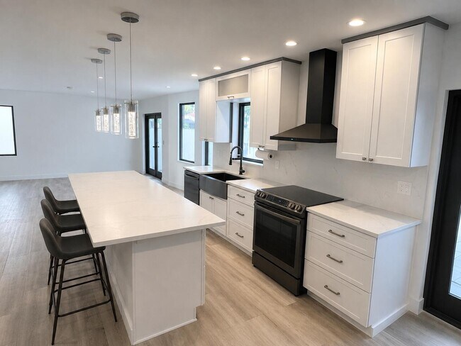 Building Photo - 10920 Haydn Dr