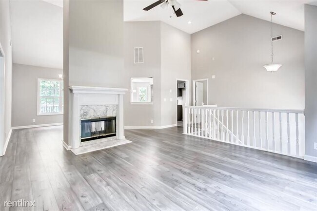 Building Photo - 5 br, 3 bath House - 226 Malone Circle UNIT