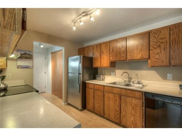 Foto del edificio - 9494 Woodinville - Redmond Rd NE