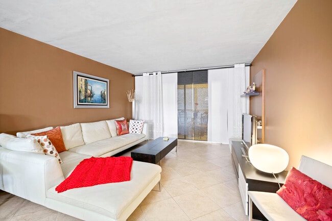 Building Photo - 3002 Portofino Isle