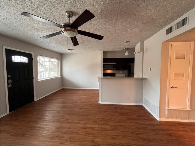 Foto del edificio - 1202 Newning Ave