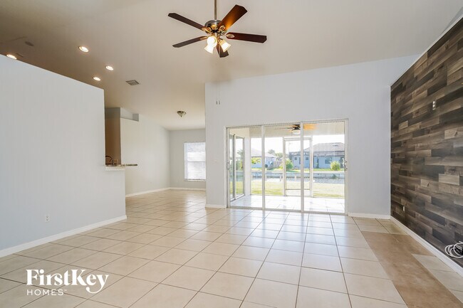 Foto del edificio - 1222 SW 15th St