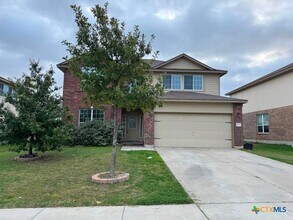 Building Photo - 4902 Bridgewood Dr