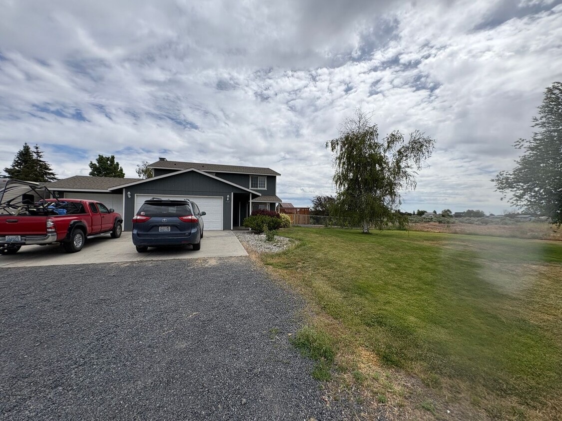 Primary Photo - Home with a Lake View