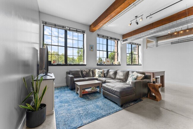 Foto del edificio - 944 Dorchester Ave