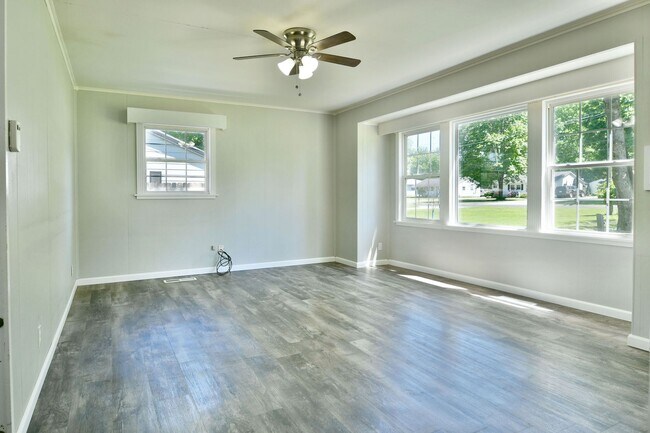 Foto del edificio - Rental in Champion Twp!
