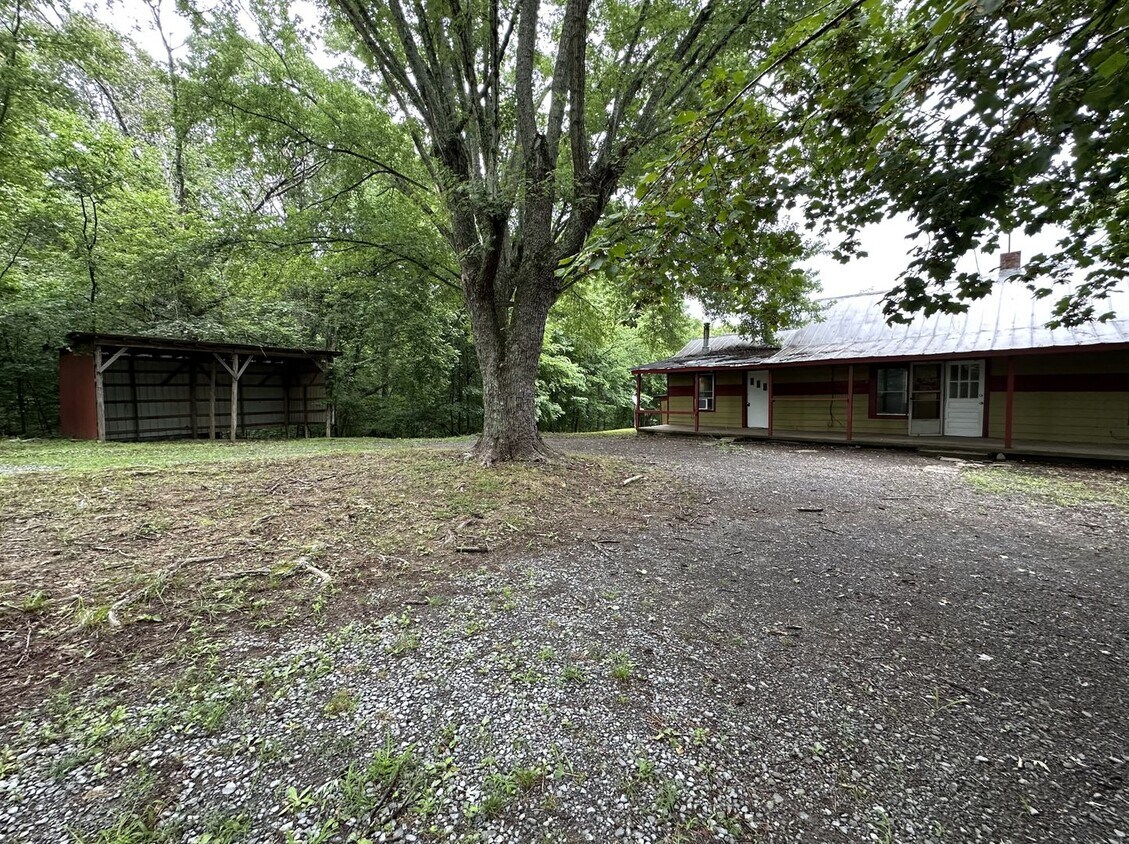 Building Photo - 1124 Palmyra Rd