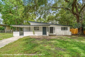 Building Photo - 2124 Patou Dr W
