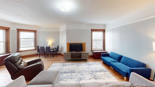 Foto del edificio - 99 Oak St