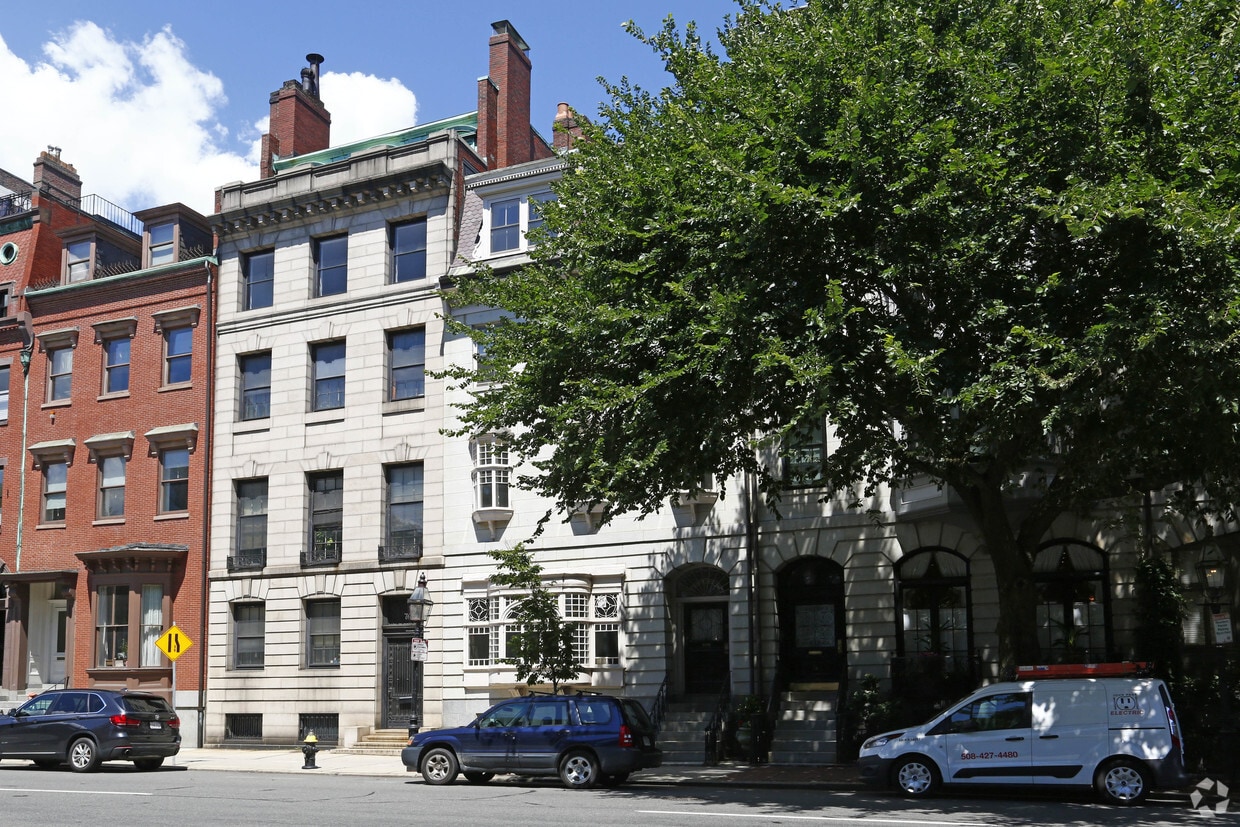 Building Photo - 75 Beacon St