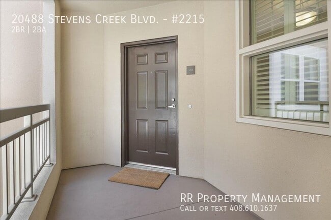 Building Photo - Light and Bright Condo in Montebello Commu...