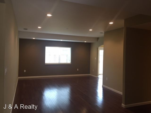 Foto del edificio - 3 br, 2 bath House - 4789 Hilo Street