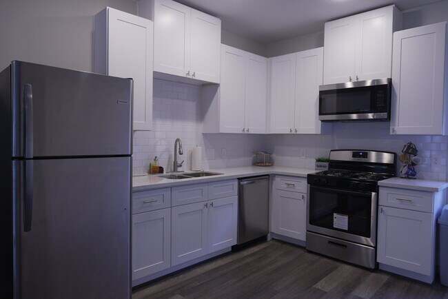 Cocina - 5329 Higgins St