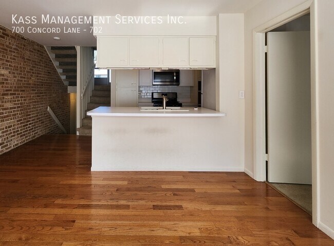 Foto del edificio - 700 Concord Ln
