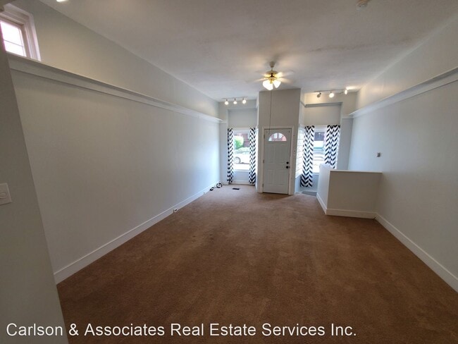 Building Photo - Studio, 1 bath House - 1720 Middle St