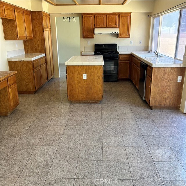 Foto del edificio - 13269 Aurora Ave