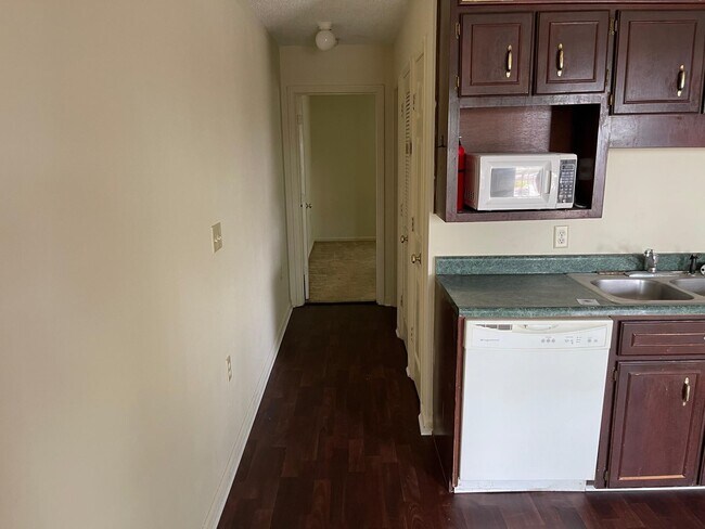 Foto del edificio - 232 Lanier Dr