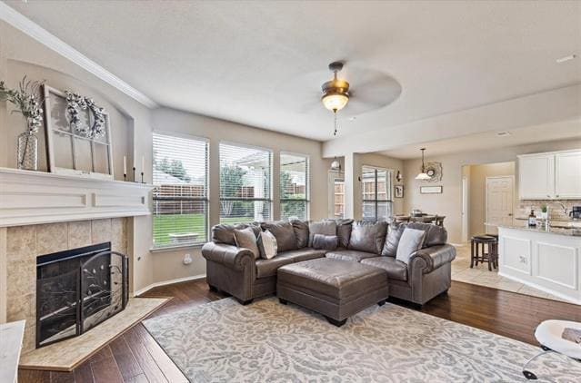 Foto del edificio - 5200 Birchwood Dr