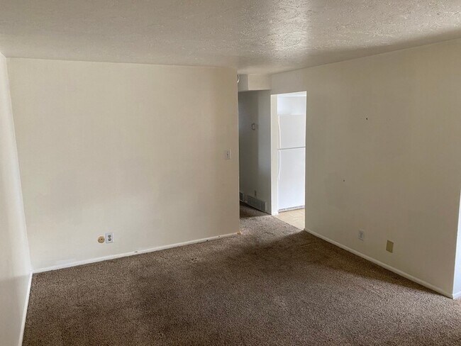 Building Photo - 2340 N 250 W