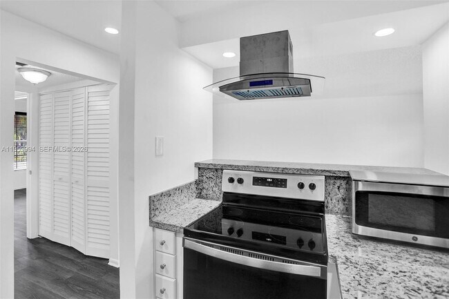 Foto del edificio - 4211 NW 19th St