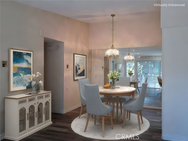 Building Photo - 548 Via Estrada