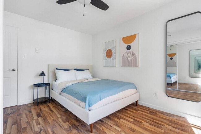 Photo du bâtiment - 1126 W 11th Ave