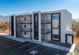 Building Photo - 247 US-550