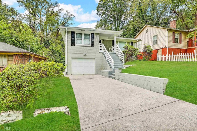 Building Photo - 1417 Lavender Dr NW