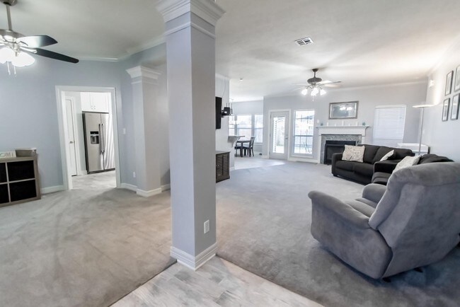 Building Photo - 4518 Stevewood Dr