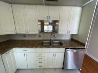 Foto del edificio - 2804 Victoria Way