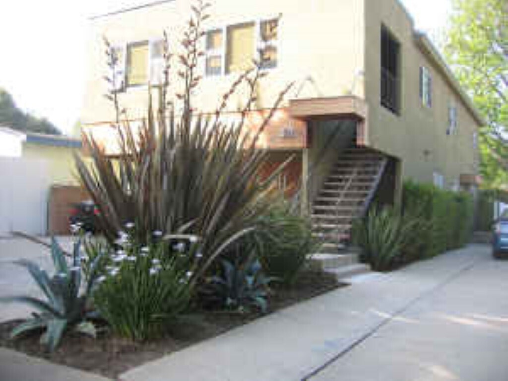 Primary Photo - 4110 Tilden Ave