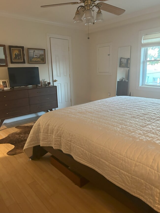 Foto del edificio - 1233 Raum St NE