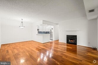 Building Photo - 93 Le Forge Ct