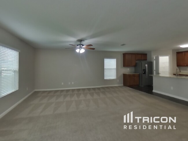 Building Photo - 2609 King Louis Drive Jacksonville FL