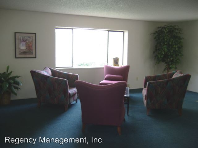 Foto del edificio - 6870 SW Hall Blvd