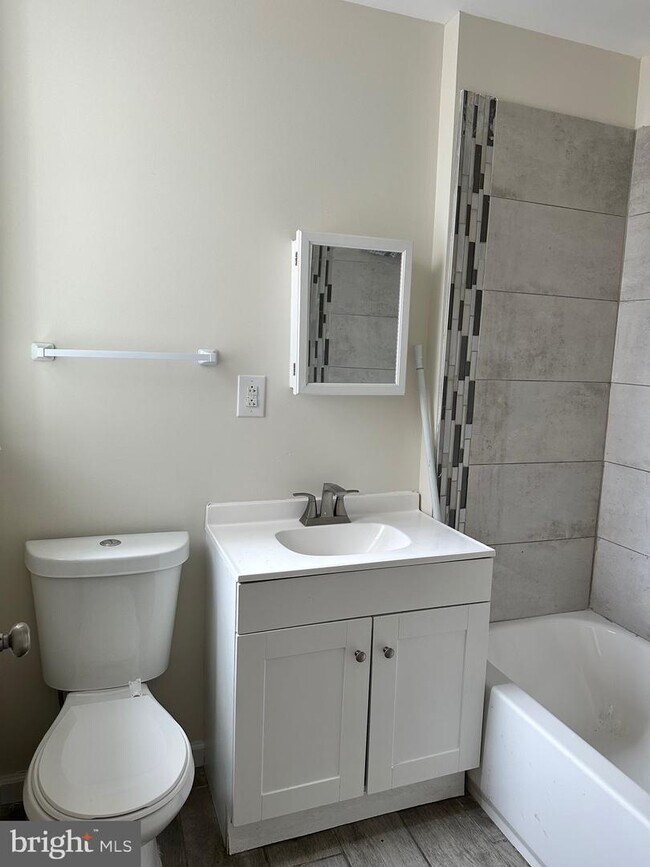 Foto del edificio - 1126 N 41st St