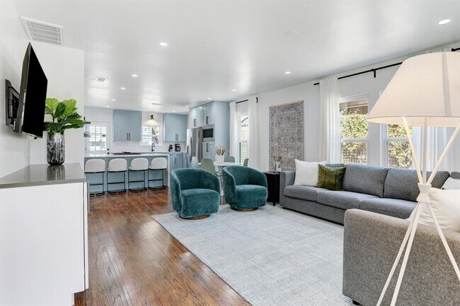 Foto del edificio - 4502 Avenue H