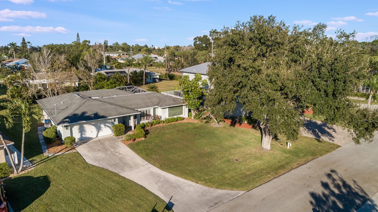 Primary Photo - 3530 Gulf Harbor Ct