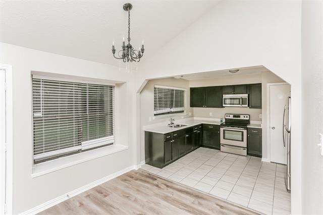 Foto del edificio - 2307 Redbrook Dr