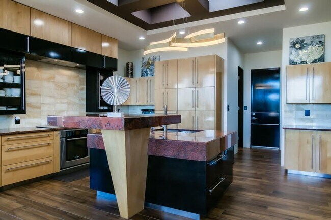 Foto del edificio - 3 Bedroom, 2.5 Bathroom Home in Paako Ridge Community