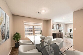 Building Photo - 1352 Winding Willow Dr